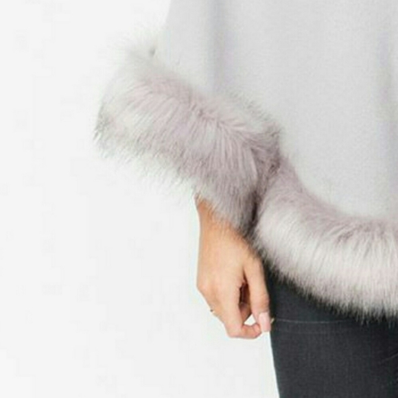 Poncho - Picture 3 of 3